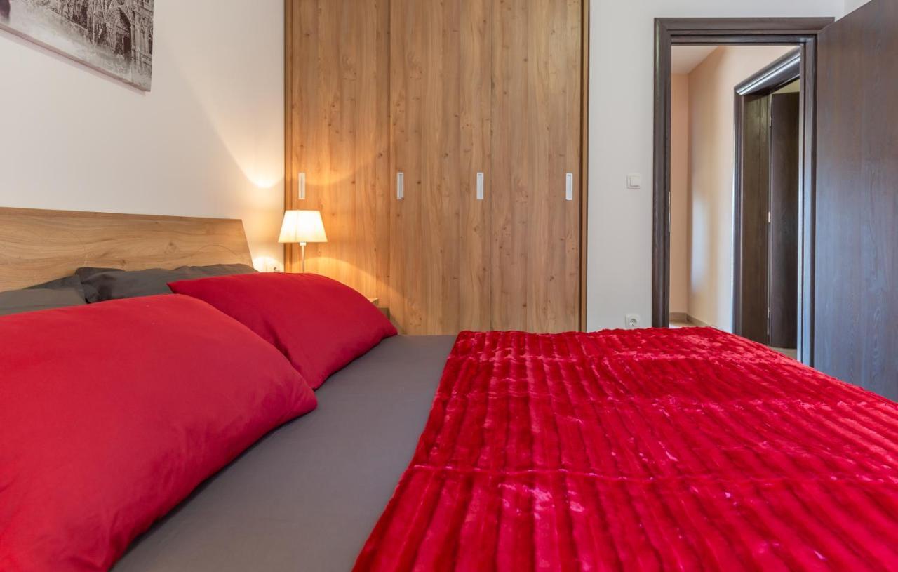Andela 5 Makarska