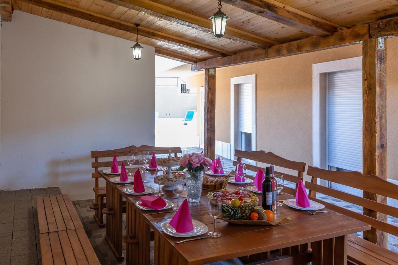 Andela 5 Makarska
